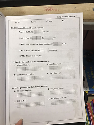 Bài tập tuần tiếng anh 3 tập một 