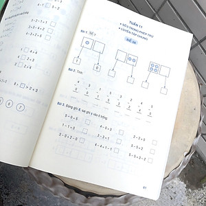 Sách: Tuyển Chọn Đề Ôn Luyện Và Tự Kiểm Tra Toán Lớp 1