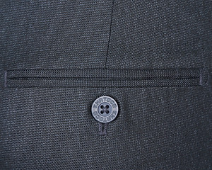 Quần tây nam không ply ống xuông vân xám đen Khatoco Q1M528R0-INMA054-2407-0