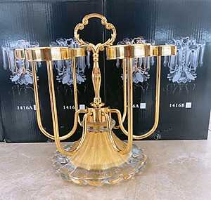 GIÁ ÚP LY CỐC XOAY 360 ĐỘ CHẤT LIỆU KIM LOẠI MẠ VÀNG CHÂN ĐẾ PHA LÊ ÁNH KIM SANG TRỌNG- VD93