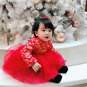 Váy gấm đỏ lót lông bé gái, chất dày dặn đẹp, họa tiết thêu nổi sang chảnh, lông lót mềm ấm, dáng bồng công chúa, có thể mặc sinh nhật, sự kiện, lễ Tết hay mẫu ảnh | MV04