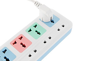 Ổ cắm điện Comet 7 lỗ 3m CES4433 - Hàng chính hãng