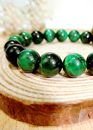 Vòng Tay Phong Thủy Đá Mắt Hổ Xanh Lục