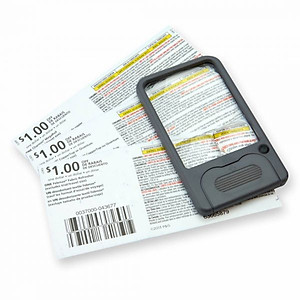 Kính lúp cầm tay bỏ túi có đèn Carson PM-33 Pocket Magnifier (6x / 4,5x / 2,5x) - Hàng chính hãng