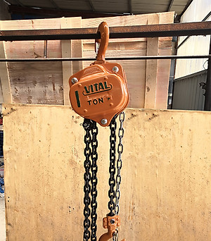 Palang Xích Kéo Tay ABG 1T-3M - Ba Lăng Xích Kéo Nâng Hạ Vật Nặng Tới  1 Tấn, Xích Dài  3 Mét Dùng Trong Nhà Xưởng, Công Nghiệp Và Đời Sống - Hàng Chính Hãng