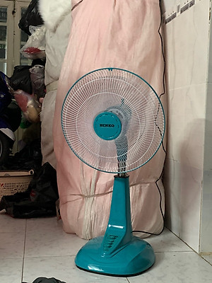 Quạt Lỡ Sắt Senko LS1630 - Màu Ngẫu Nhiên - Hàng Chính Hãng