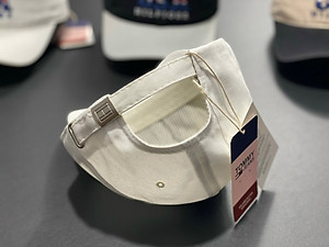 Nón kết, mũ lưỡi trai Tom USA phối vải jeans form chuẩn thời trang cao cấp