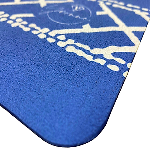 Thảm tập yoga du lịch cao cấp chính hãng Yvonne, Blue Navy (TẶNG KÈM 3 PHẦN QUÀ) dày 1,5mm gấp gọn, bề mặt nhám, siêu bám, ưa mồ hôi, dễ vệ sinh, chất liệu cao su tự nhiên, kích thước 183cm x 66cm, nặng 1,2kg