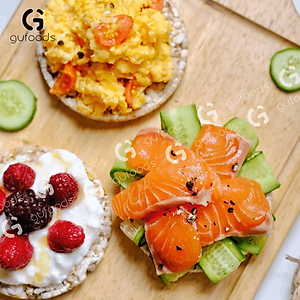 Bánh gạo lứt GUfoods (300g) - Không chiên dầu, Không đường, Từ gạo và ngũ cốc nguyên hạt, Lành mạnh, Phù hợp Eat clean, Ăn vặt healthy, Thực dưỡng, Tập gym, Thuần chay, Đa dạng hương vị