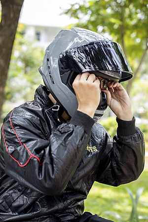 Mũ Bảo Hiểm Fullface Hai Kính LS2 FF800 Storm II ECE22.06