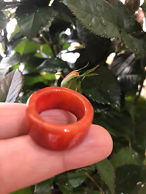 CHIẾC NHẪN VUÔNG ỐNG ĐỎ ĐẬM ĐẸP ĐÁ CẨM THẠCH MAY MẮN SIZE 17MM BẢN CAO 9,5MM  AC  MẠNG HỎA VÀ THỔ 