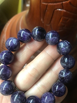 VÒNG THẠCH ANH TÍM TỰ NHIÊN 14LY NÈ CÁC ANH NAM MỆNH HỎA MỆNH THỔ 