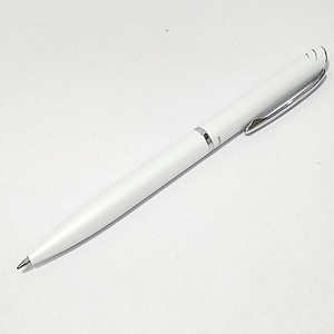 Bút Bi Kim Loại Nắp Vặn Cao Cấp Energel Thân Trắng Mực Xanh - Pentel Bl2007W-C