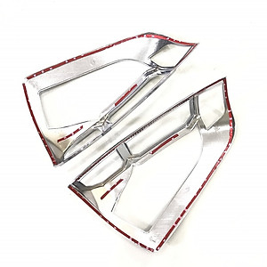 Bộ ốp trang trí viền đèn hậu (đèn sau) dành cho Nissan Navara 2016-2019 mạ Crom