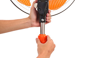 Quạt Đứng Thân Sắt Senko DTS1609 - Màu ngẫu nhiên - Hàng Chính Hãng