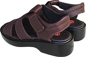 Giày sandal nam Trường Hải da bò thật mềm mại màu nâu đế PU nhẹ nhàng không trơn hình ảnh thật SD0474