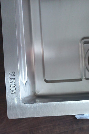 Combo chậu rửa chén bát 1 hố lớn Valenza 7846 inox sus304 chuẩn 100% kèm vòi rửa bát dáng Vuông Valenza sus304, bộ xả to ngăn mùi, khay inox kín-TẶNG BÌNH NƯỚC RỬA CHÉN