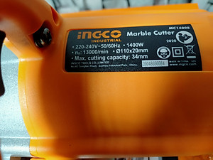 MÁY CẮT ĐÁ/GẠCH 110MM 1400W INGCO MC14008- HÀNG CHÍNH HÃNG