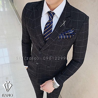 Bộ Vest nam màu ĐEn kẻ ô, form ôm body chất vải dày 2 lớp, Suit Nam Cao Cấp – TIANO STORE – OEM ,SKU : 2808636915382 >>>🇻🇳 Top1Vietnam 🛒>>> tiki.vn 🇻🇳🇻🇳🇻🇳🛒🛍🛒