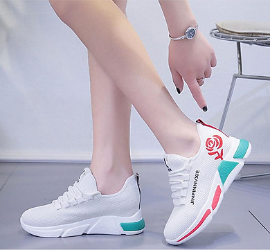Giày sneaker nữ phong cách thể thao 179
