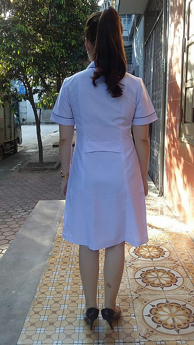 Áo Blouse Nữ Điều Dưỡng Chuẩn Dáng Đẹp Tại Quận Tân Bình