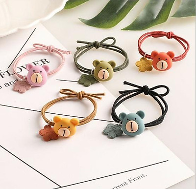 Phạm Hoan Tranh minh họa  Bác gấu đen và hai chú thỏ  Câu chuyện trong  rừng