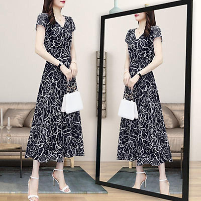 Váy Liền Bèo Cổ Thắt Nơ Hoa Nhí