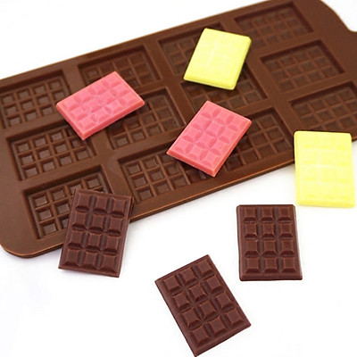 Bạn có thể mua đồ trang trí bánh hình thanh socola để trang trí cho món bánh socola của mình ở đâu?