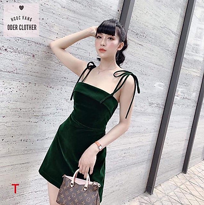 Váy nhung 2 dây co giãn