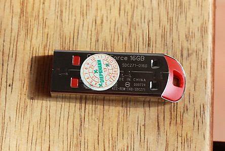 USB 2.0 SanDisk Cruzer Force CZ71 16GB - Hàng chính hãng