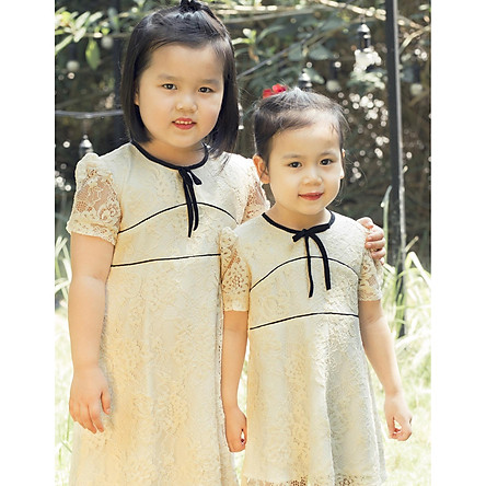 Đầm cho bé gái chất liệu ren phối viền dễ thương xinh xắn GUMAC DKA356 màu Kem ( dành cho bé gái từ 12 tháng đến 7 tuổi)
