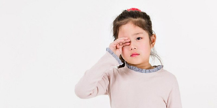 Đau mắt đỏ ở trẻ em và những điều cần biết - Bệnh viện mắt Sài Gòn