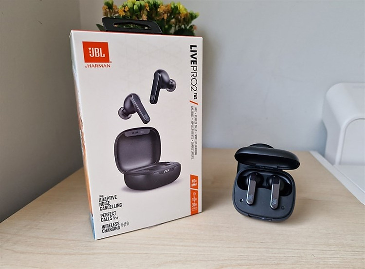 Tai nghe không dây JBL Live Pro 2 TWS ra mắt: Pin 40 giờ, hỗ trợ ANC