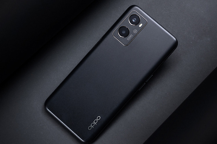 Thiết kế OPPO A96