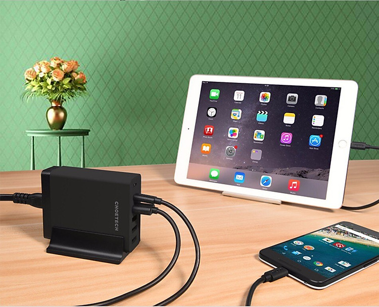 Cóc củ sạc nhanh 72W 3 cổng USB & 1 cổng PD Type-C 3.0 hiệu CHOETECH 1C3UEU-101BK cho điện thoại / máy tính bảng / Macbook / Laptop - Hàng chính hãng