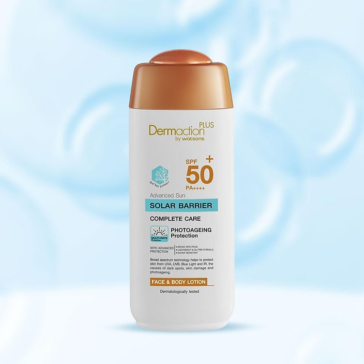 Dermaction Plus by Watsons Advanced Sun Solar Barrier FaceBody Lotion SPF50+ PA++++ 150ml giúp bảo vệ da trước những tác hại của ánh nắng Dermaction Plus by Watsons Advanced Sun Solar Barrier FaceBody Lotion SPF50+ PA++++ 150ml