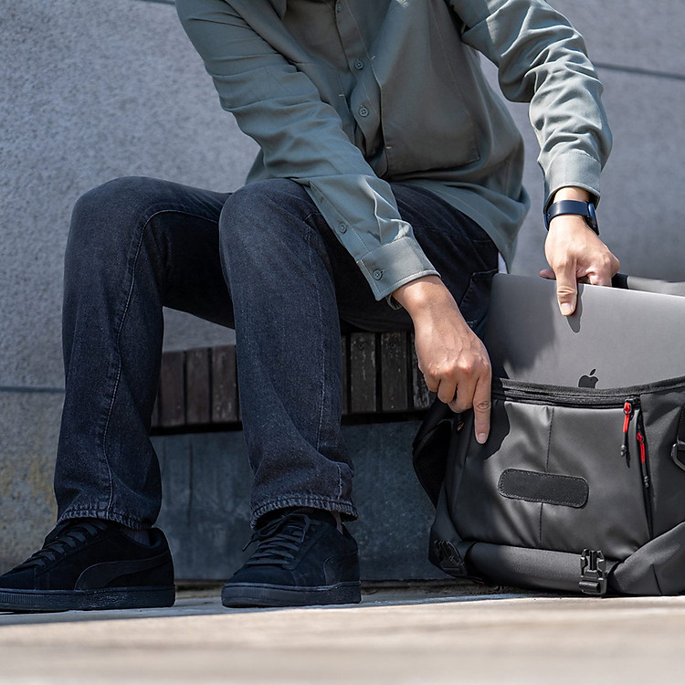 Túi đeo vai Tomtoc Premium Messenger Bag Commuting & Travel 16 inch H52-E02D01(O14769)  |