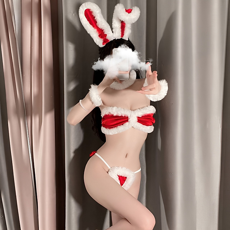 Bộ Cosplay Bé Thỏ Đêm Noel