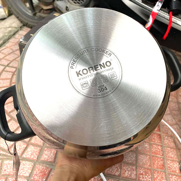 Nồi áp suất Inox 304 Koreno Thái Lan dung tích 5L đáy từ