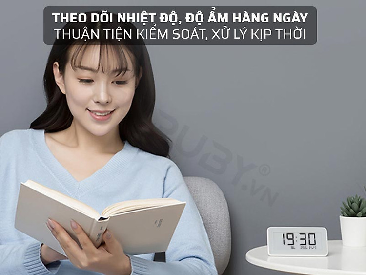 Đồng hồ tích hợp theo dõi nhiệt độ, độ ẩm hàng ngày