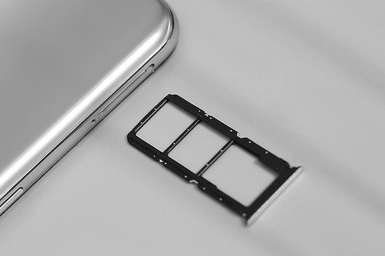 OPPO A74 5G | Trang bị RAM 6 GB và bộ nhớ trong 128 GB