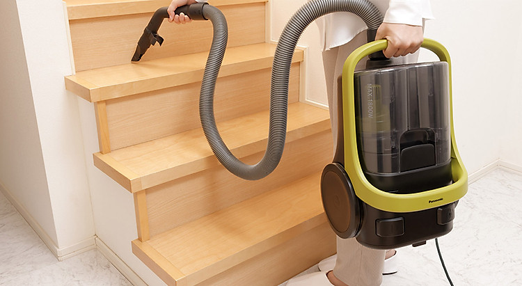 Tay cầm kép Panasonic MC-CL603GN49