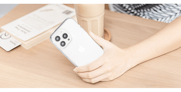 Ốp Switcheasy CRUSH Trong Suốt Chống Ố Vàng Dành Cho iPhone 13/ 13 Pro/ 13 Promax_ Hàng Chính Hãng