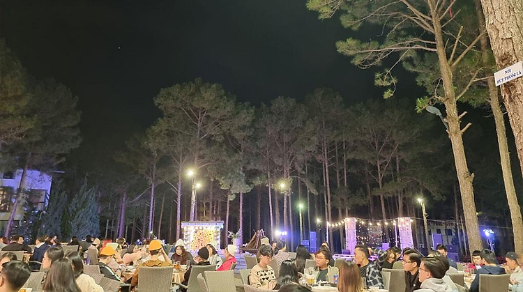 Ảnh chụp thiếu sáng | Samsung Galaxy S21 FE