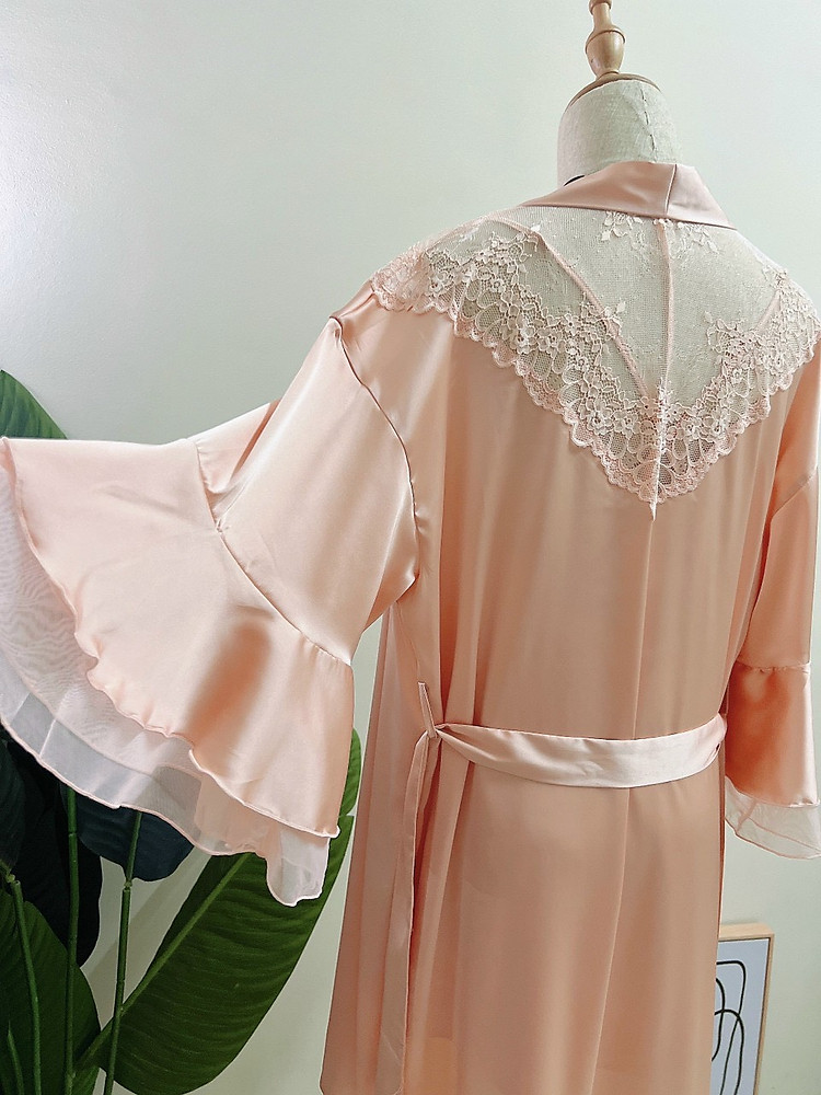 Áo Choàng Trơn Phối Ren Hoa