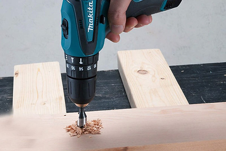 Thân máy khoan búa vặn vít pin 10.8V Makita HP330DZ