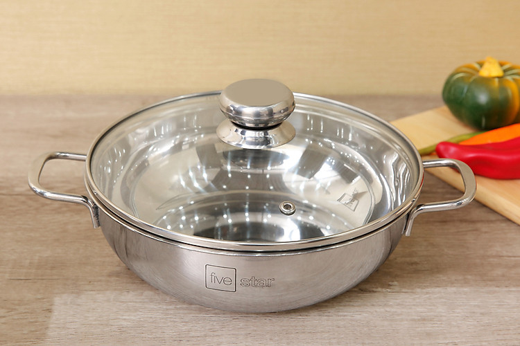 Nồi lẩu inox 3 đáy 24cm Fivestar NL24-3DG có kích thước 24x9cm dễ sử dụng.