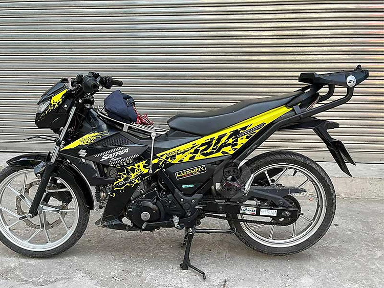 Baga Givi HRV xe Suzuki Satria | HRV-Satria