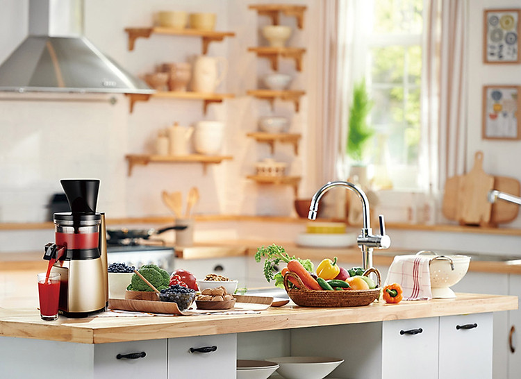 Máy ép chậm Hurom HT-LBE14