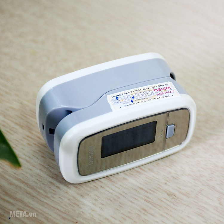 [thương hiệu đức] máy đo nồng độ oxy trong máu (spo2) và nhịp tim beurer po30 màn hình lcd , chức năng dải sóng điện tim đồ 7